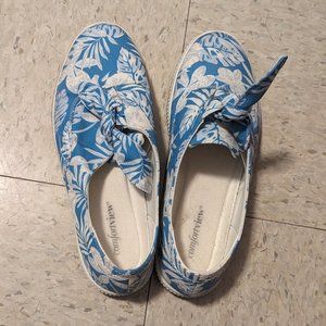 Cute blue tropical-print sneakers